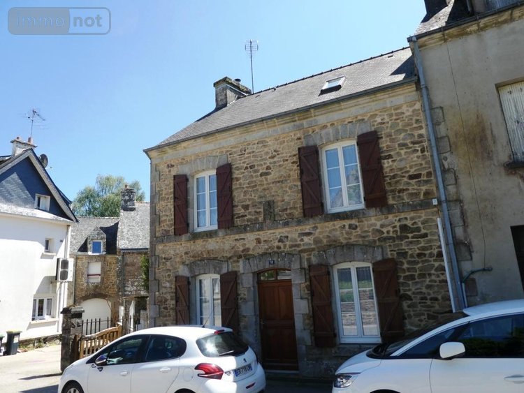 Immeuble a vendre Bubry 56310 Morbihan 400 m2  241600 euros