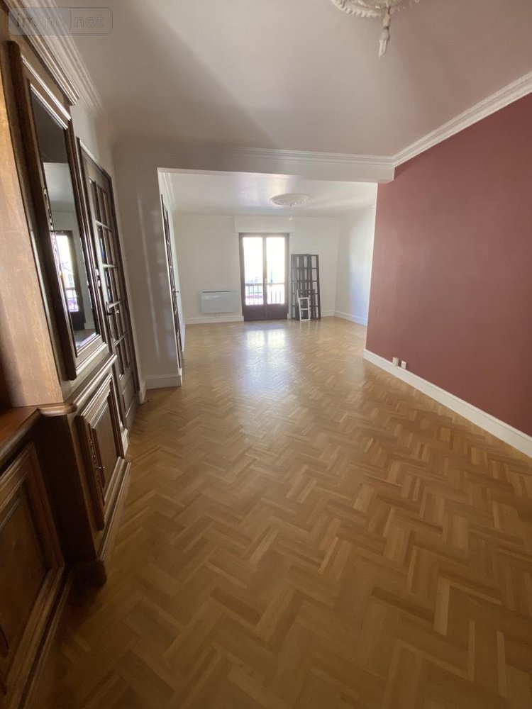 Location appartement Loudéac 22600 Côtes-d'Armor 79 m2 3 pièces 682 euros