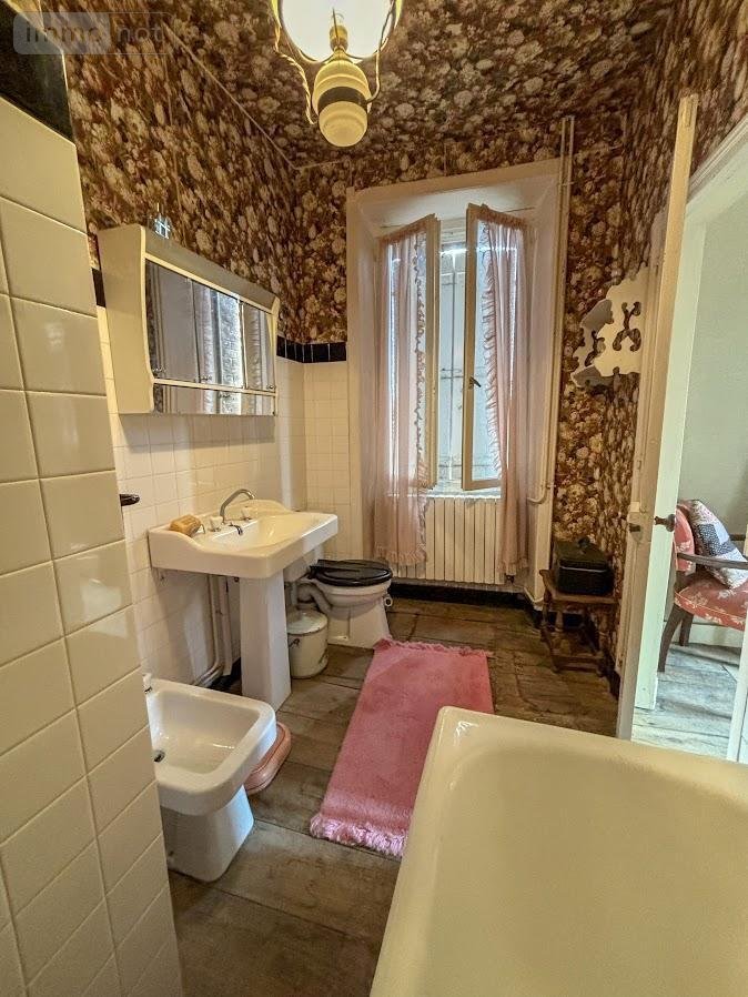 Maison a vendre Vayres 87600 Haute-Vienne 128 m2 6 pièces 115520 euros