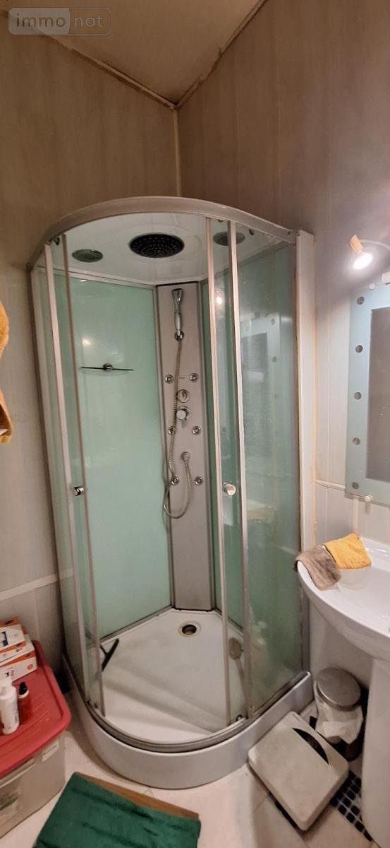 Immeuble a vendre Vic-Fezensac 32190 Gers 195 m2  109000 euros