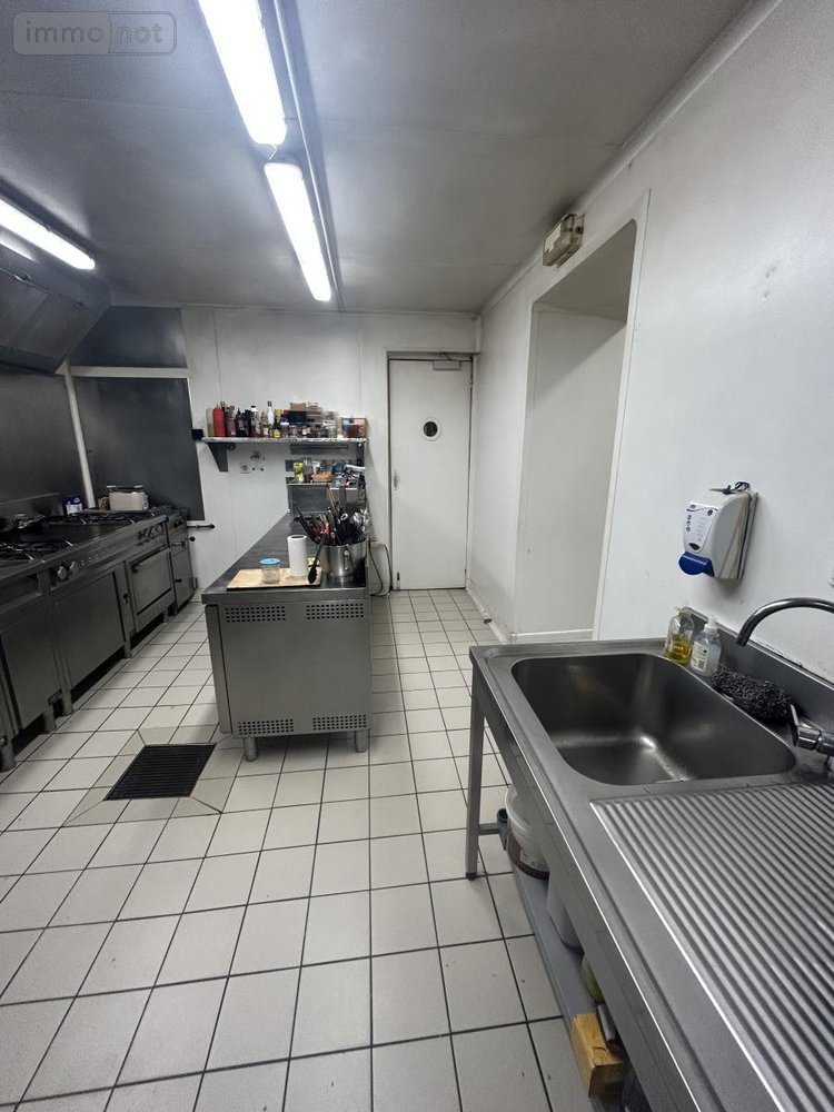 Maison a vendre Saint-Brieuc 22000 Côtes-d'Armor 310 m2  561800 euros