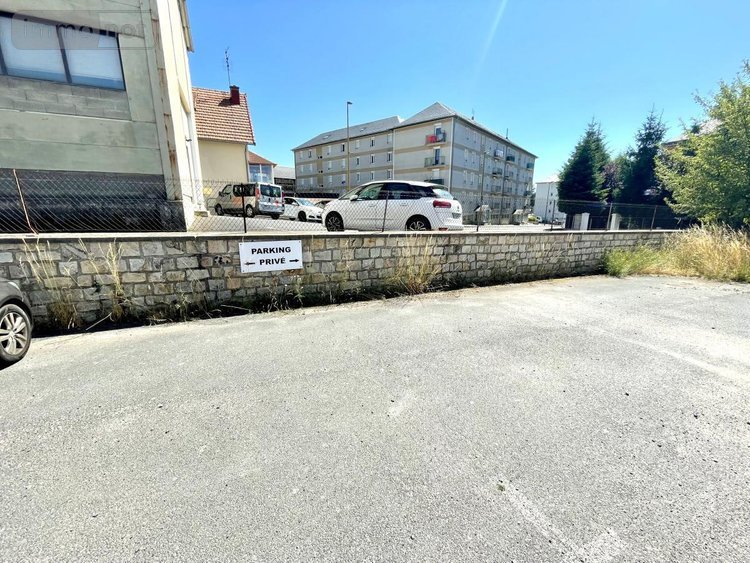 Appartement a vendre Saint-Chély-d'Apcher 48200 Lozère 93 m2  172000 euros