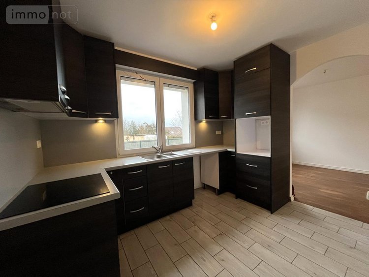 Location maison Courcelles-Sapicourt 51140 Marne 82 m2 4 pièces 900 euros