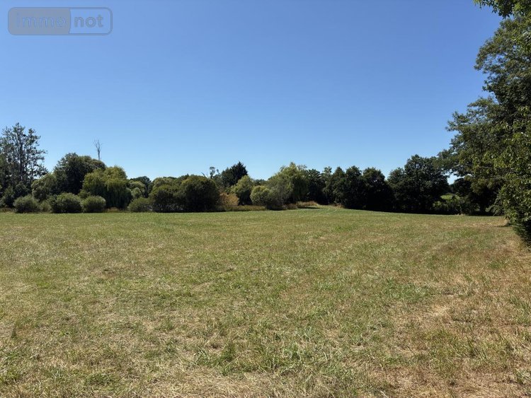 Terrains de loisirs bois etangs a vendre La Bazouge-des-Alleux 53470 Mayenne 45728 m2  120500 euros