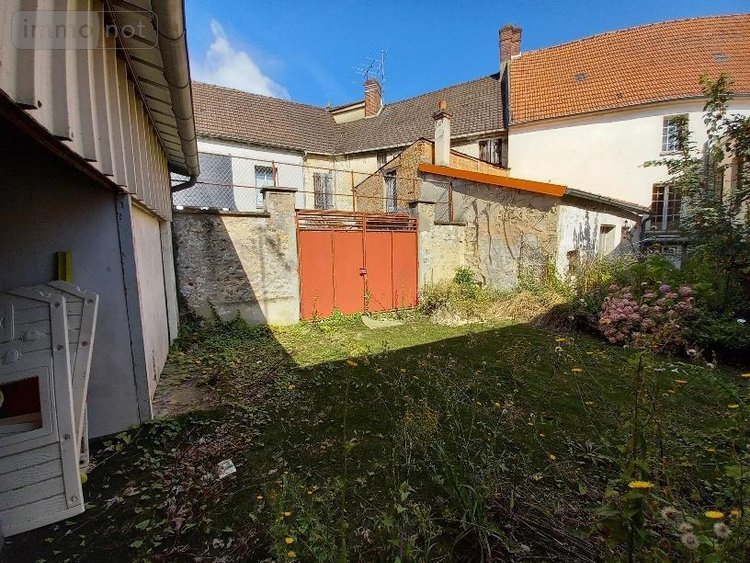 Immeuble a vendre Fère-en-Tardenois 02130 Aisne 500 m2  199000 euros