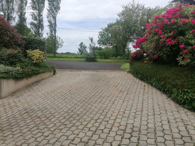 Maison a vendre Plouzévédé 29440 Finistère 200 m2 8 pièces 270920 euros