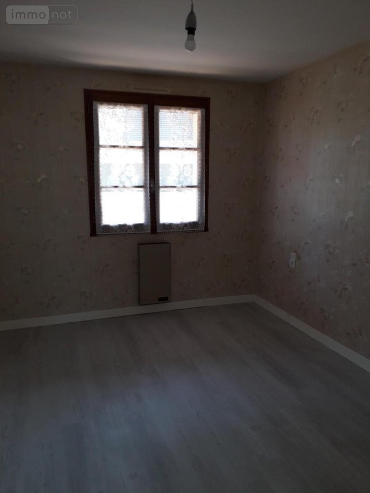 Location maison Bazougers 53170 Mayenne 97 m2 5 pièces 706 euros