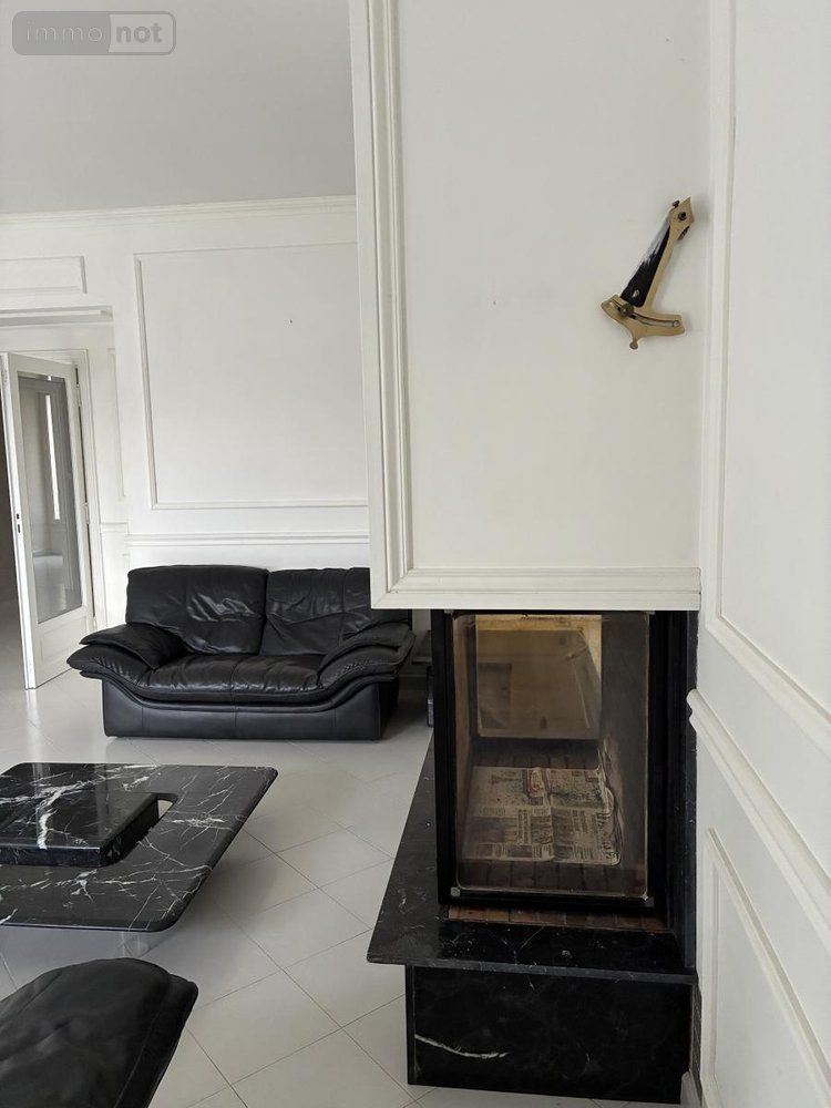 Appartement a vendre Saint-Affrique 12400 Aveyron 198 m2 6 pièces 238000 euros