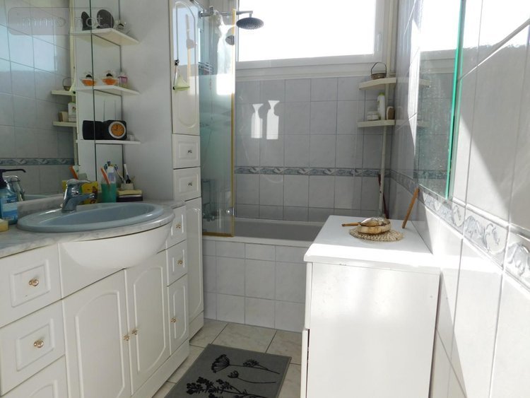 Appartement a vendre Bourg-en-Bresse 01000 Ain 73 m2 3 pièces 142000 euros