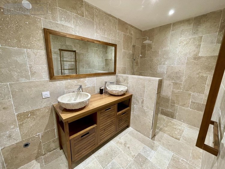 Appartement a vendre Saint-Denis 97400 Réunion 133 m2 5 pièces 380000 euros