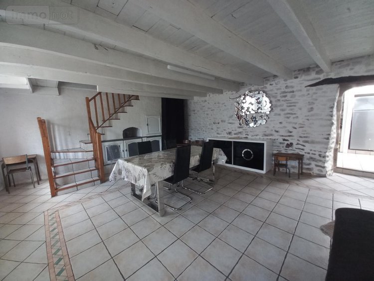 Maison a vendre Calan 56240 Morbihan 220 m2  398360 euros