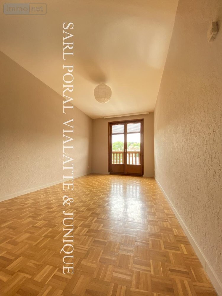 Location appartement Ambérieu-en-Bugey 01500 Ain 125 m2 4 pièces 1256 euros