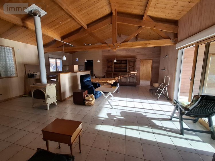 Maison a vendre Saintes 17100 Charente-Maritime 120 m2 4 pièces 236070 euros