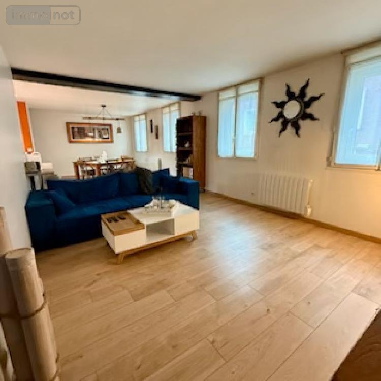 Location fonds et murs commerciaux Mont-Saint-Aignan 76130 Seine-Maritime 156 m2  2300 euros