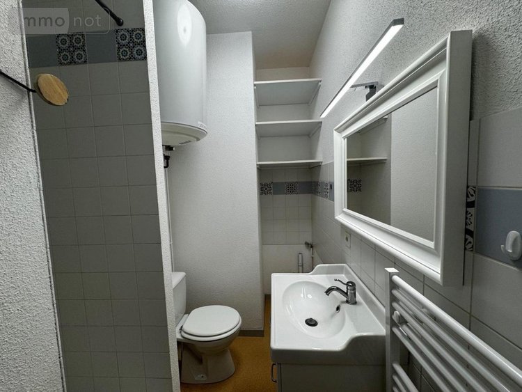 Location appartement Dole 39100 Jura 30 m2 2 pièces 440 euros