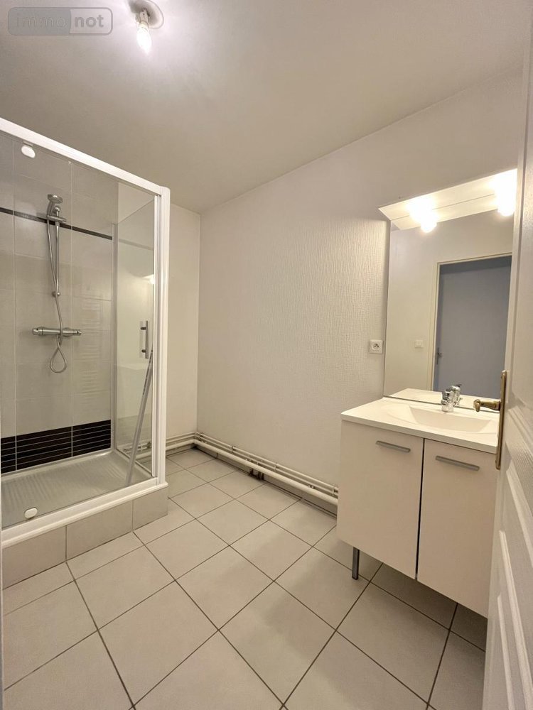 Location appartement Reims 51100 Marne 44 m2 2 pièces 582 euros