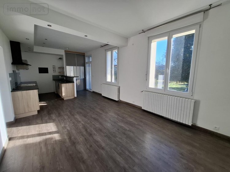 Maison a vendre Saintes 17100 Charente-Maritime 57 m2 3 pièces 178364 euros