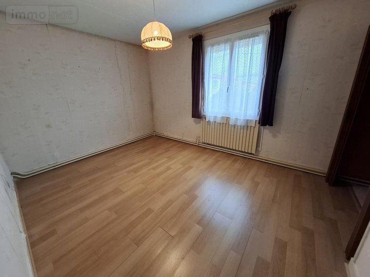 Maison a vendre Saintes 17100 Charente-Maritime 115 m2 6 pièces 199348 euros