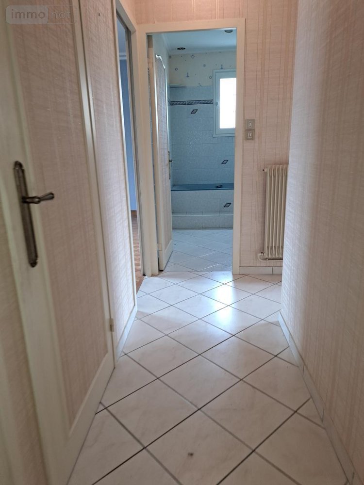 Maison a vendre La Chapelle-Saint-Aubin 72650 Sarthe 90 m2 4 pièces 215250 euros