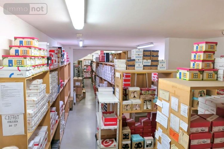 Immeuble a vendre Bourges 18000 Cher 310 m2  374400 euros