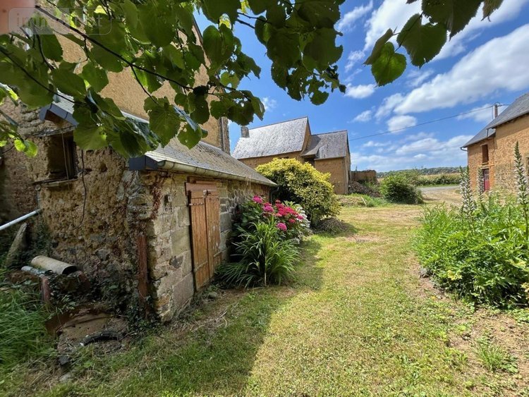 Maison a vendre Saint-Thual 35190 Ille-et-Vilaine 250 m2 8 pièces 254450 euros