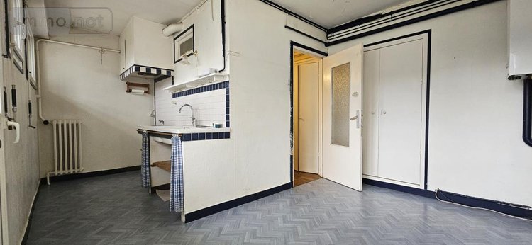 Appartement a vendre Lorient 56100 Morbihan 96 m2 5 pièces 254400 euros