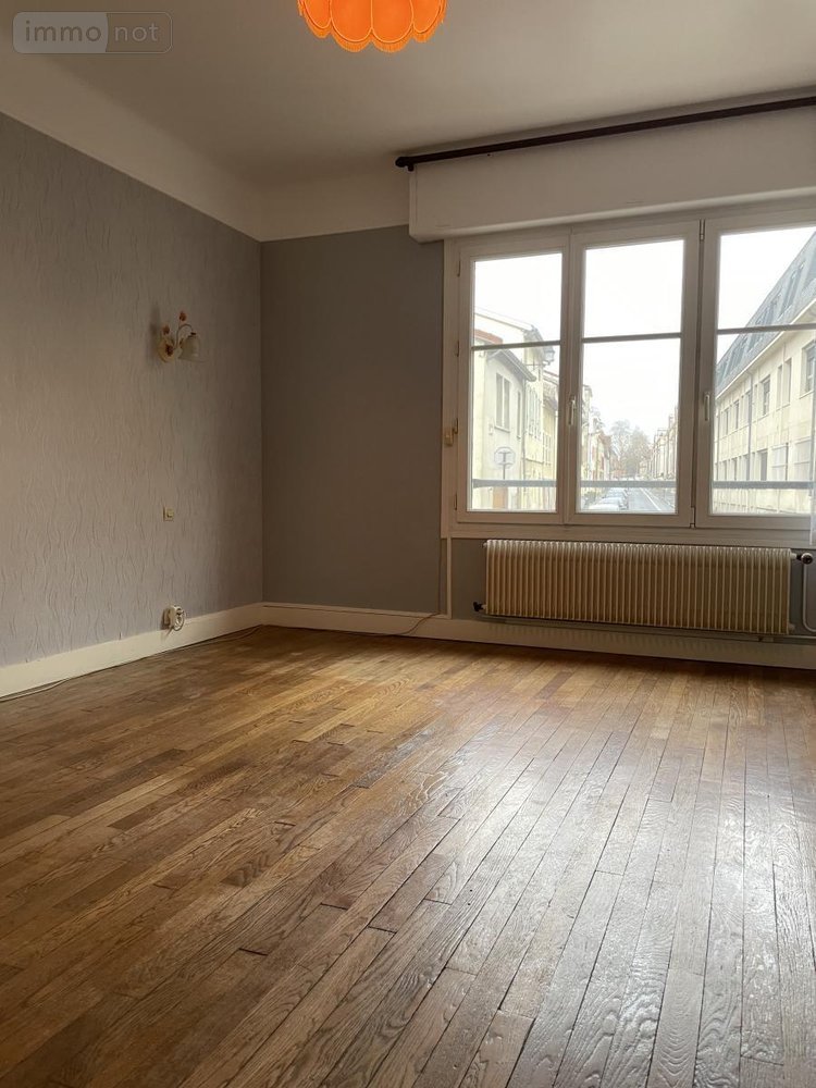 Appartement a vendre Châlons-en-Champagne 51000 Marne 58 m2 3 pièces 75000 euros