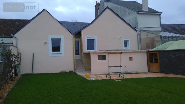 Location maison Parigné-l'Évêque 72250 Sarthe 90 m2 3 pièces 770 euros