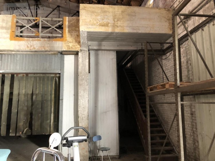 Location fonds et murs commerciaux Cambrai 59400 Nord 750 m2  1800 euros