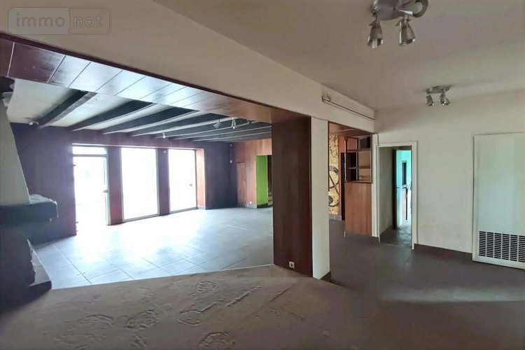 Maison a vendre Malguénac 56300 Morbihan 250 m2  137800 euros