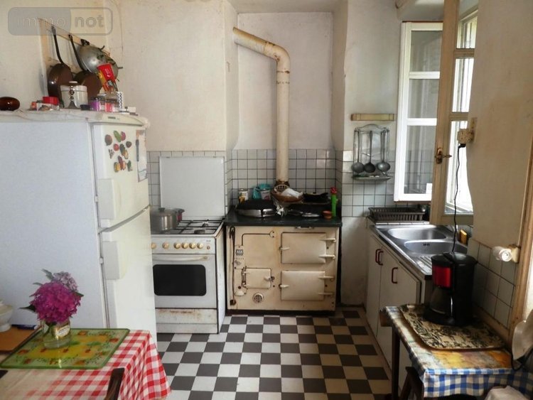 Maison a vendre Guémené-sur-Scorff 56160 Morbihan 310 m2  304300 euros