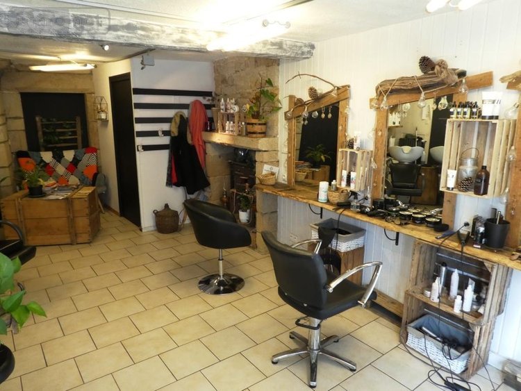 Fonds et murs commerciaux a vendre Guémené-sur-Scorff 56160 Morbihan 50 m2  44770 euros
