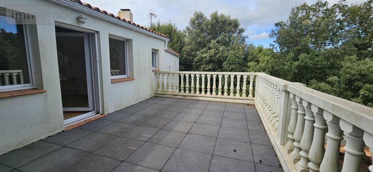Maison a vendre Viols-en-Laval 34380 Hérault 272 m2 6 pièces 714000 euros