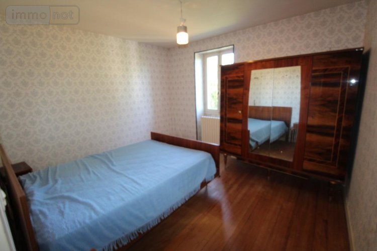 Maison a vendre Brizambourg 17770 Charente-Maritime 196 m2 7 pièces 262300 euros