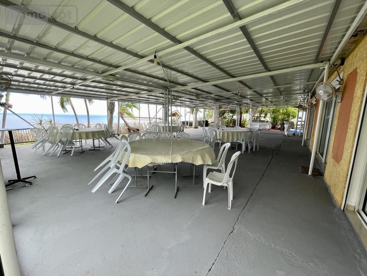 Fonds et murs commerciaux a vendre Saint-Leu 97436 Réunion 270 m2  529700 euros