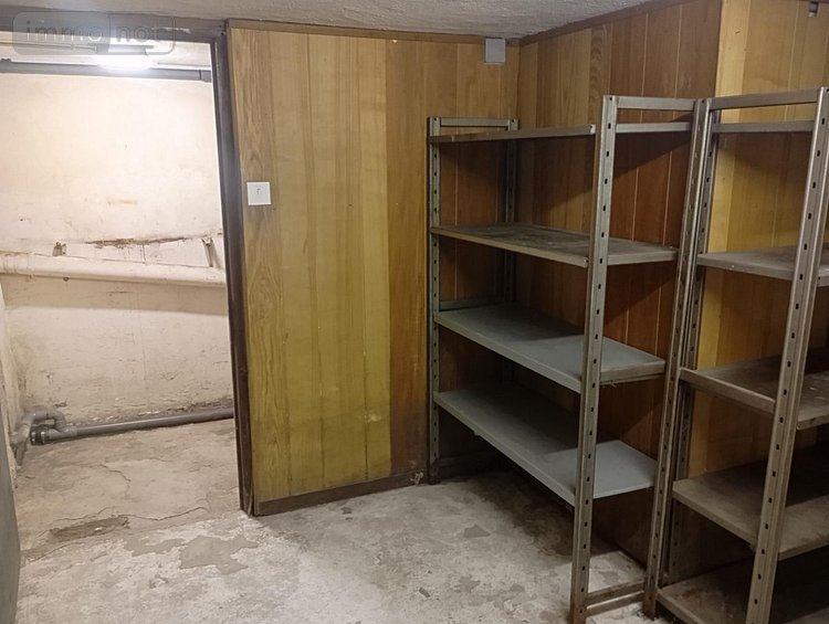 Location fonds et murs commerciaux Bourg-en-Bresse 01000 Ain 58 m2  741 euros