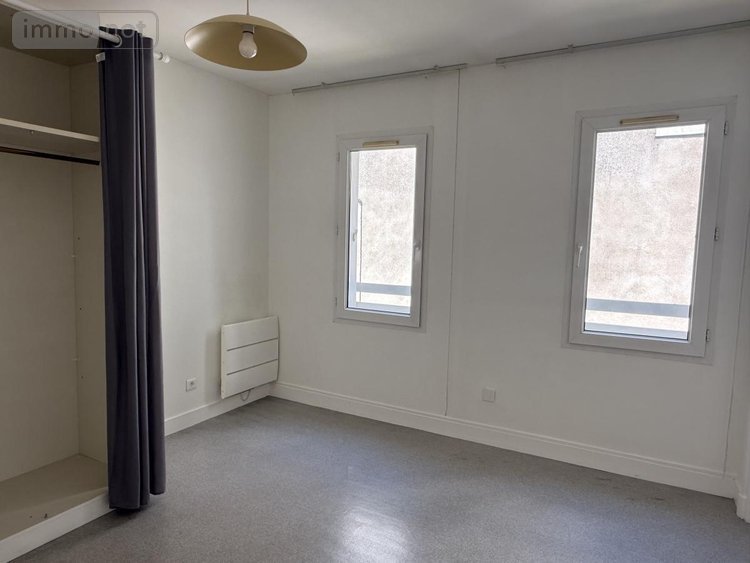 Immeuble a vendre Cholet 49300 Maine-et-Loire 409 m2  466800 euros