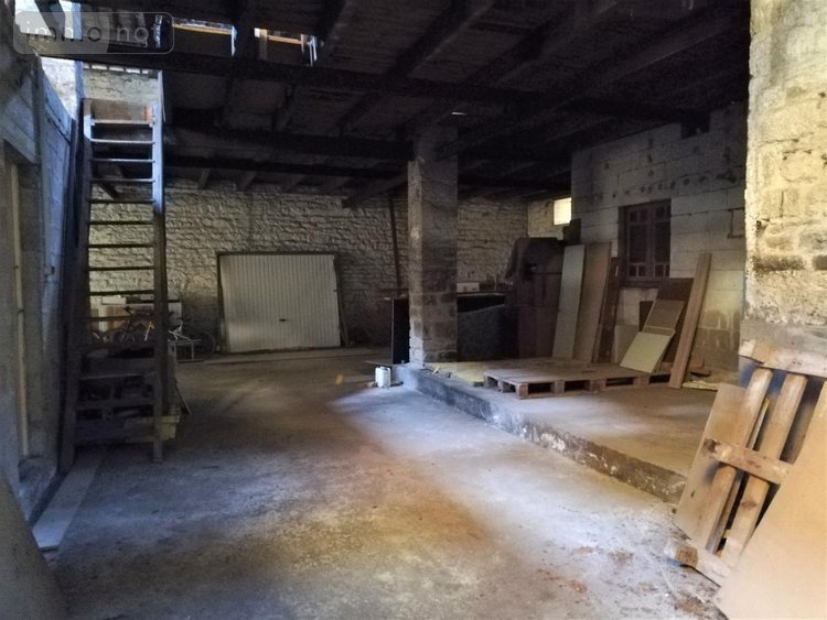 Immeuble a vendre Inguiniel 56240 Morbihan 202 m2  272960 euros