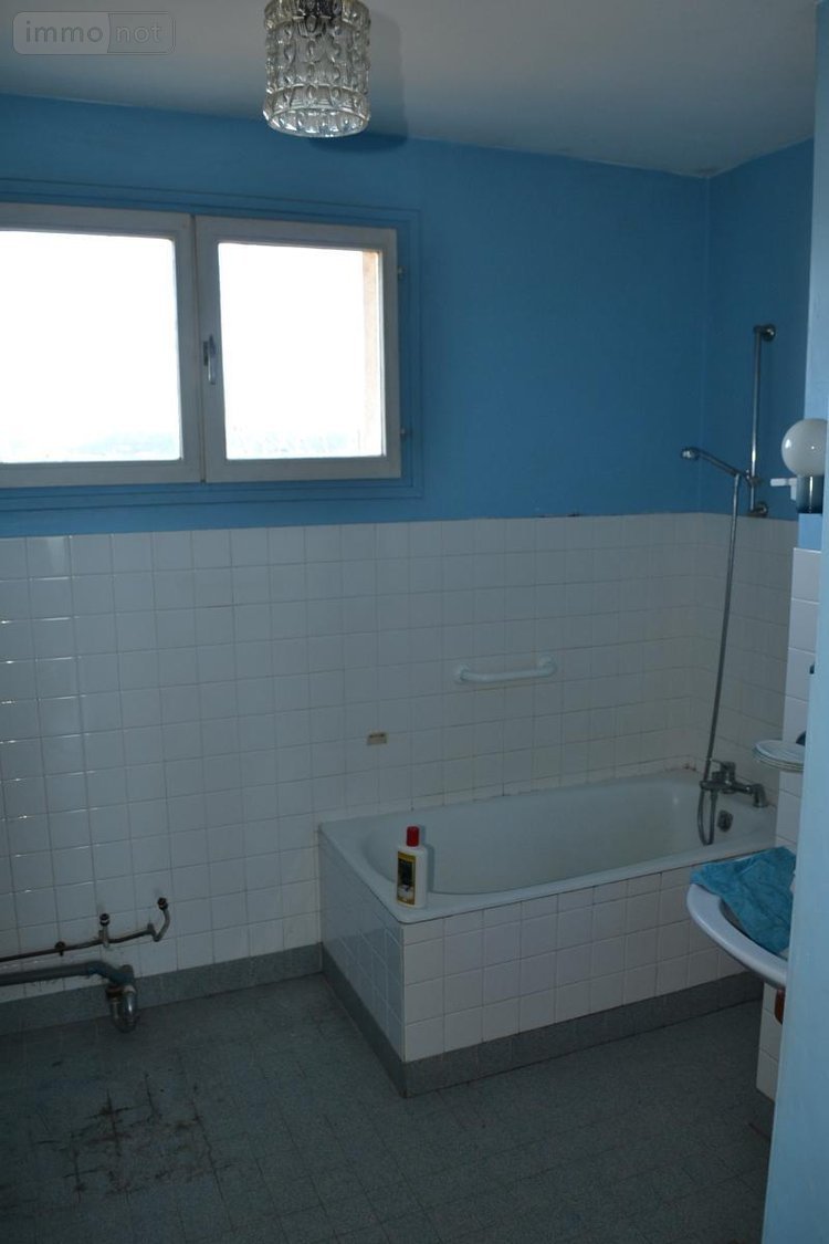 Maison a vendre Uzer 07110 Ardèche 96 m2 6 pièces 174900 euros