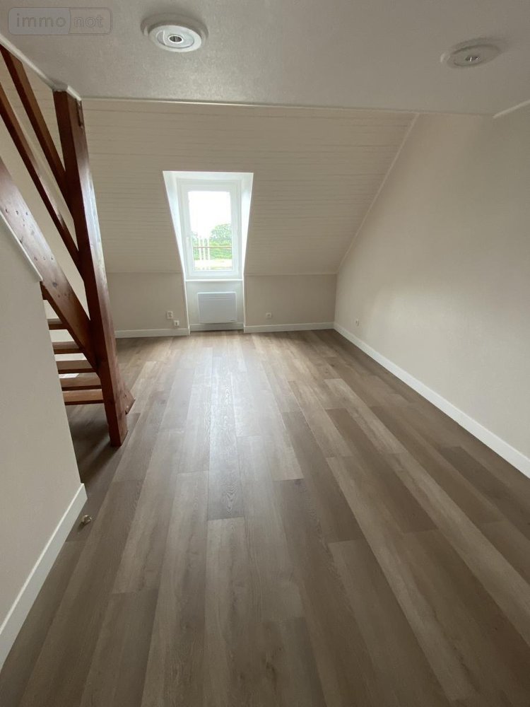 Location appartement Loudéac 22600 Côtes-d'Armor 20 m2 2 pièces 406 euros