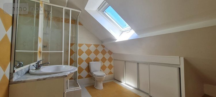 Immeuble a vendre Margny-lès-Compiègne 60280 Oise 109 m2  230800 euros