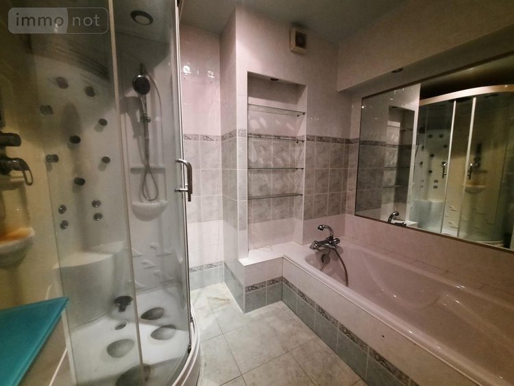 Appartement a vendre Saint-Gilles-Croix-de-Vie 85800 Vendée 65 m2 3 pièces 257400 euros