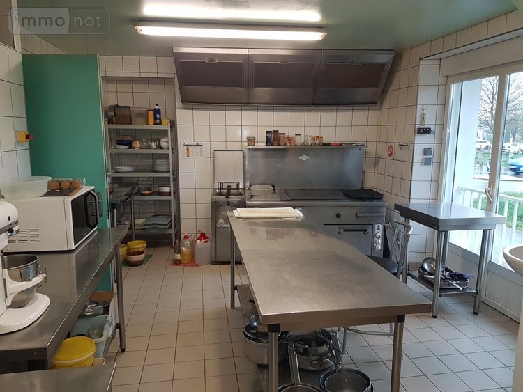 Fonds et murs commerciaux a vendre Val-d'Oust 56460 Morbihan 350 m2  228580 euros