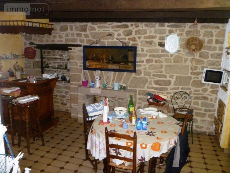 Fonds et murs commerciaux a vendre Guémené-sur-Scorff 56160 Morbihan 100 m2  173680 euros