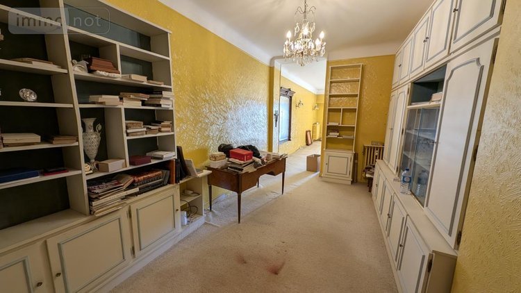 Appartement a vendre Vichy 03200 Allier 135 m2  377280 euros