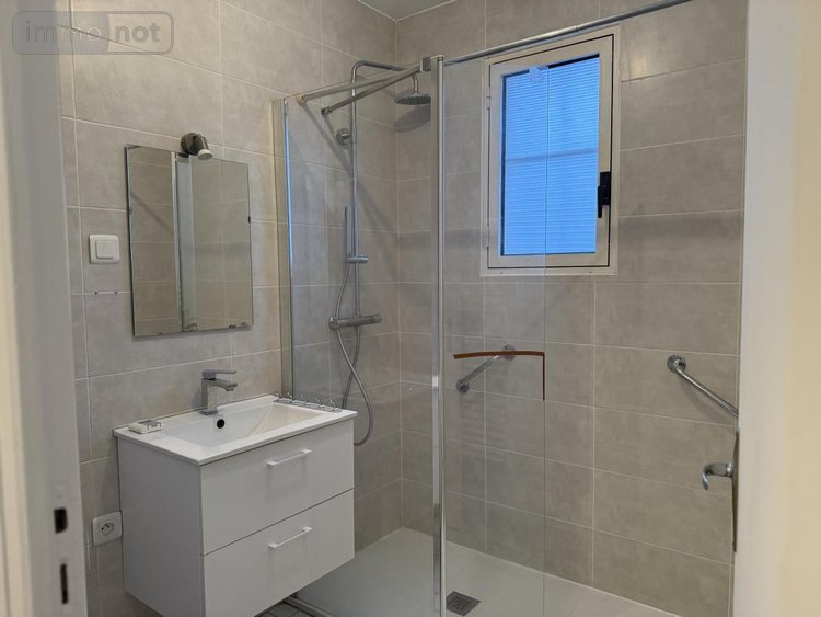 Location appartement Laval 53000 Mayenne 56 m2 3 pièces 610 euros