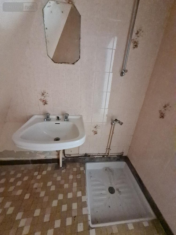 Maison a vendre Artins 41800 Loir-et-Cher 137 m2 8 pièces 93300 euros