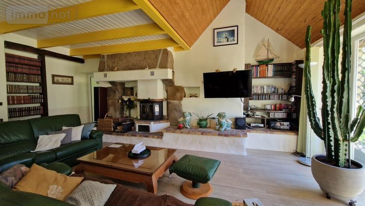 Maison a vendre Plougonven 29640 Finistère 159 m2 8 pièces 367850 euros