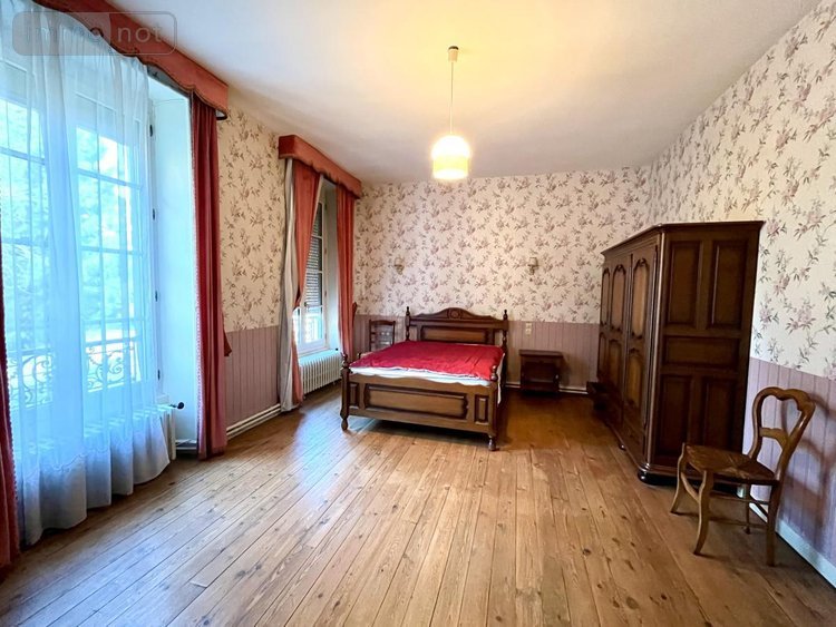 Maison a vendre Évron 53600 Mayenne 136 m2 8 pièces 269750 euros