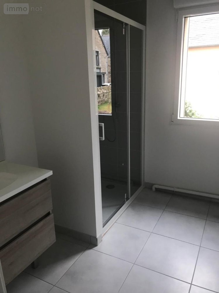 Location appartement Dol-de-Bretagne 35120 Ille-et-Vilaine 61 m2 3 pièces 780 euros